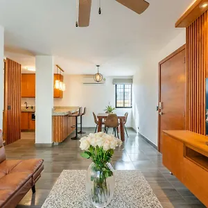 Ocean Breeze 1 Block F Apartamento